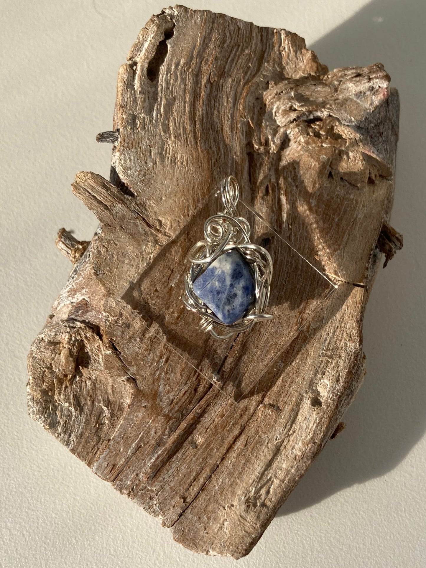 Sodalite Pendant – Meditation, Intuition & Truth