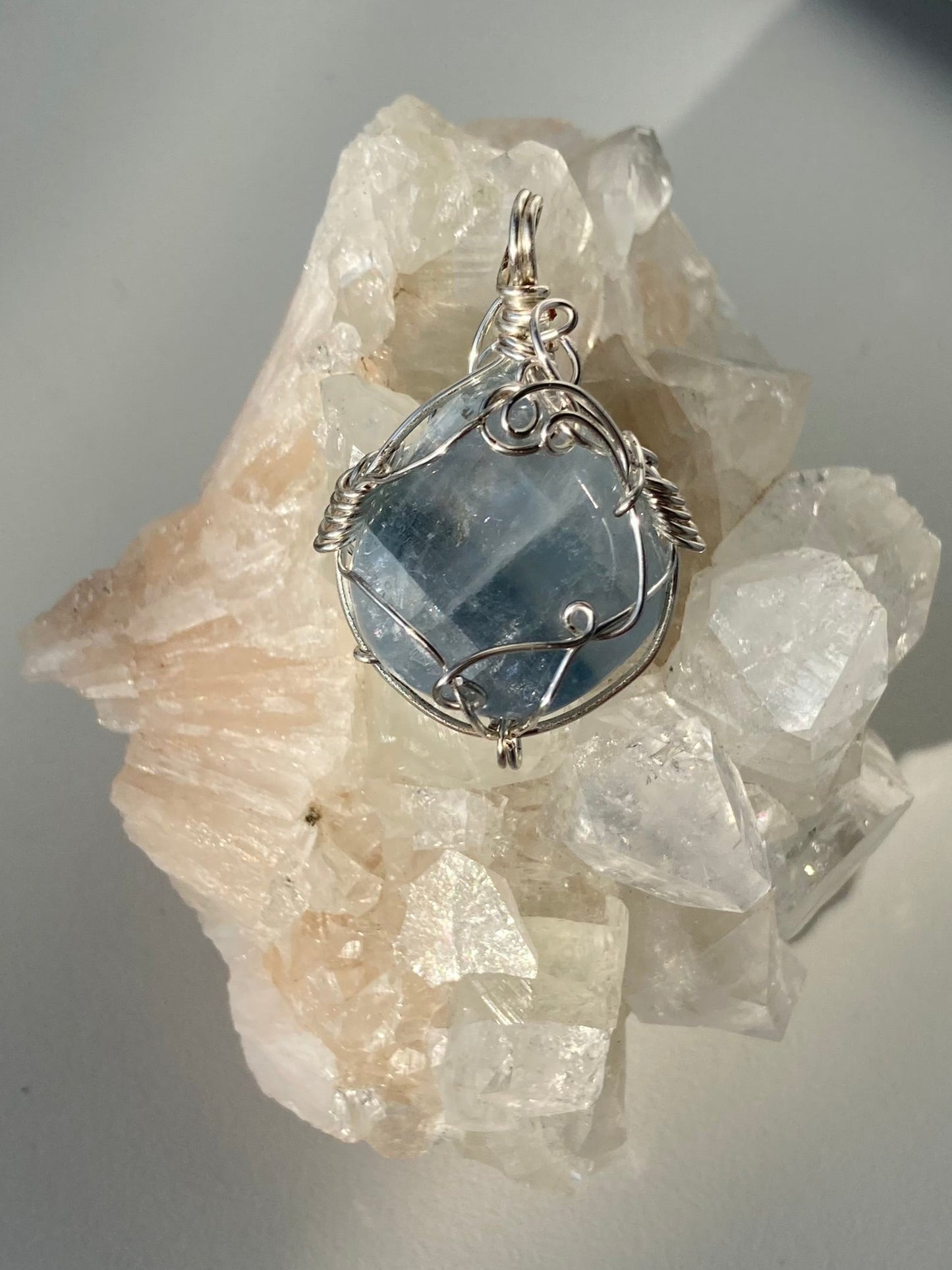 Celestite Pendant – Divine Insight, Enlightenment & Angelic Connection