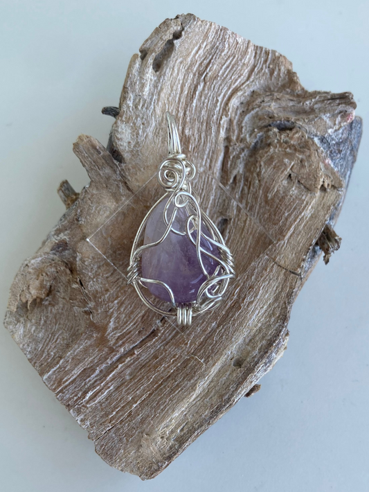 Amethyst Pendant – Calm, Intuition & Spiritual Expansion