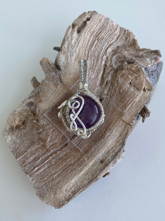 Amethyst Pendant – Calm, Intuition & Spiritual Expansion