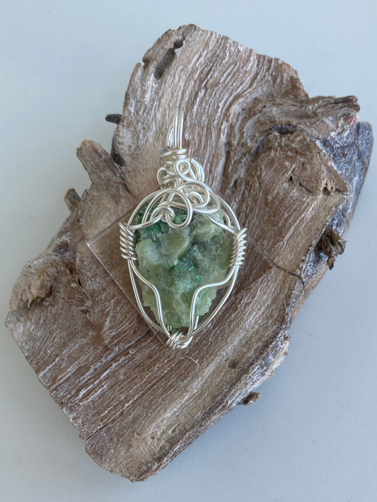Vesuvianite(Green) Pendant – Manifest Dreams, Inner Truth & Spiritual Path
