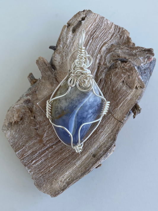 Blue Chalcedony Pendant – Calm Communication, Emotional Healing & Inner Balance