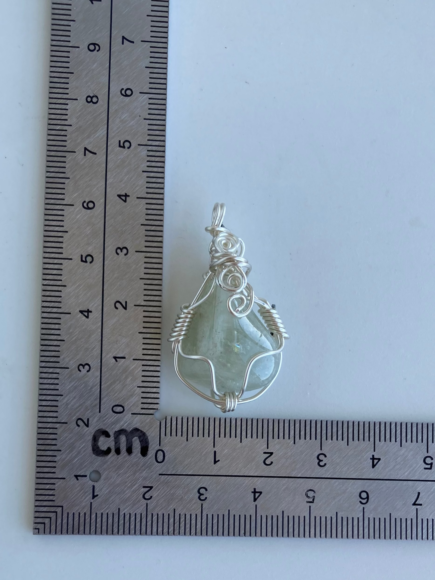Aquamarine Pendant (Pale) – Clairvoyance, Safe Travel & Stress Relief
