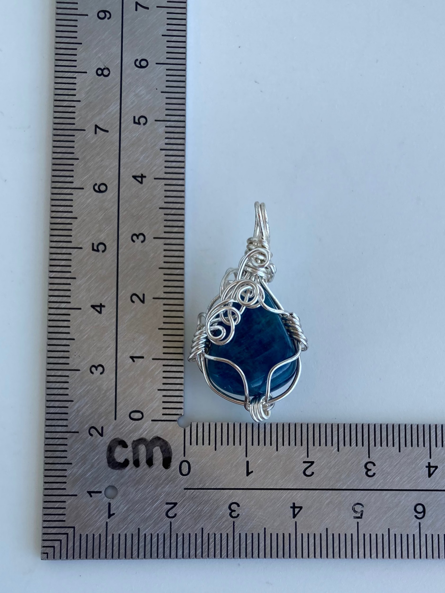 Blue Apatite Pendant – Focus, Clarity & Insight