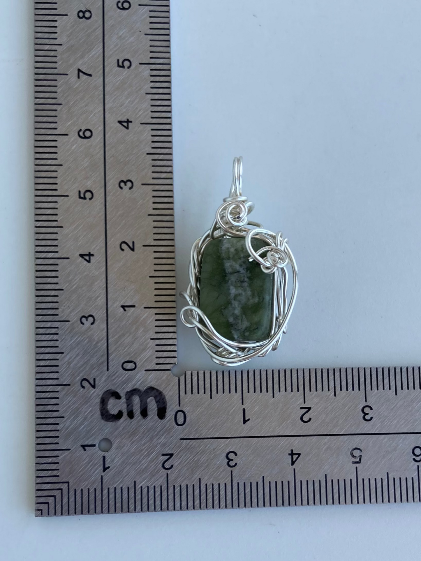Jade Pendant – Prosperity, Strength & Healing