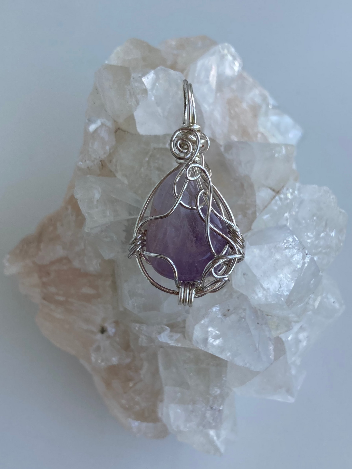 Amethyst Pendant – Calm, Intuition & Spiritual Expansion