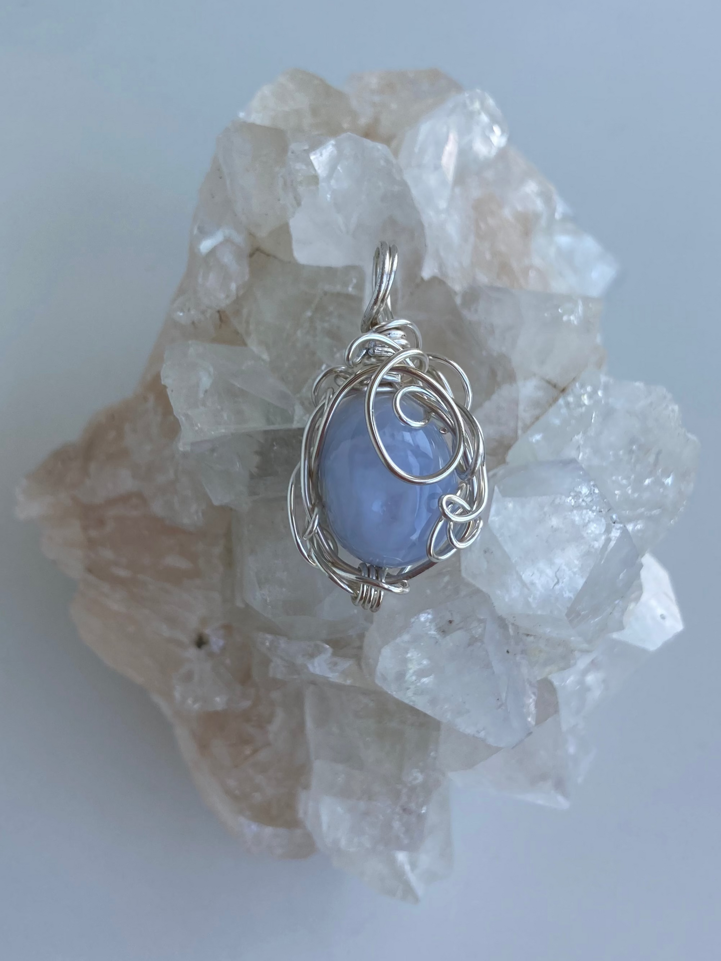 Blue Lace Agate Pendant – Communication, Confidence & Clarity