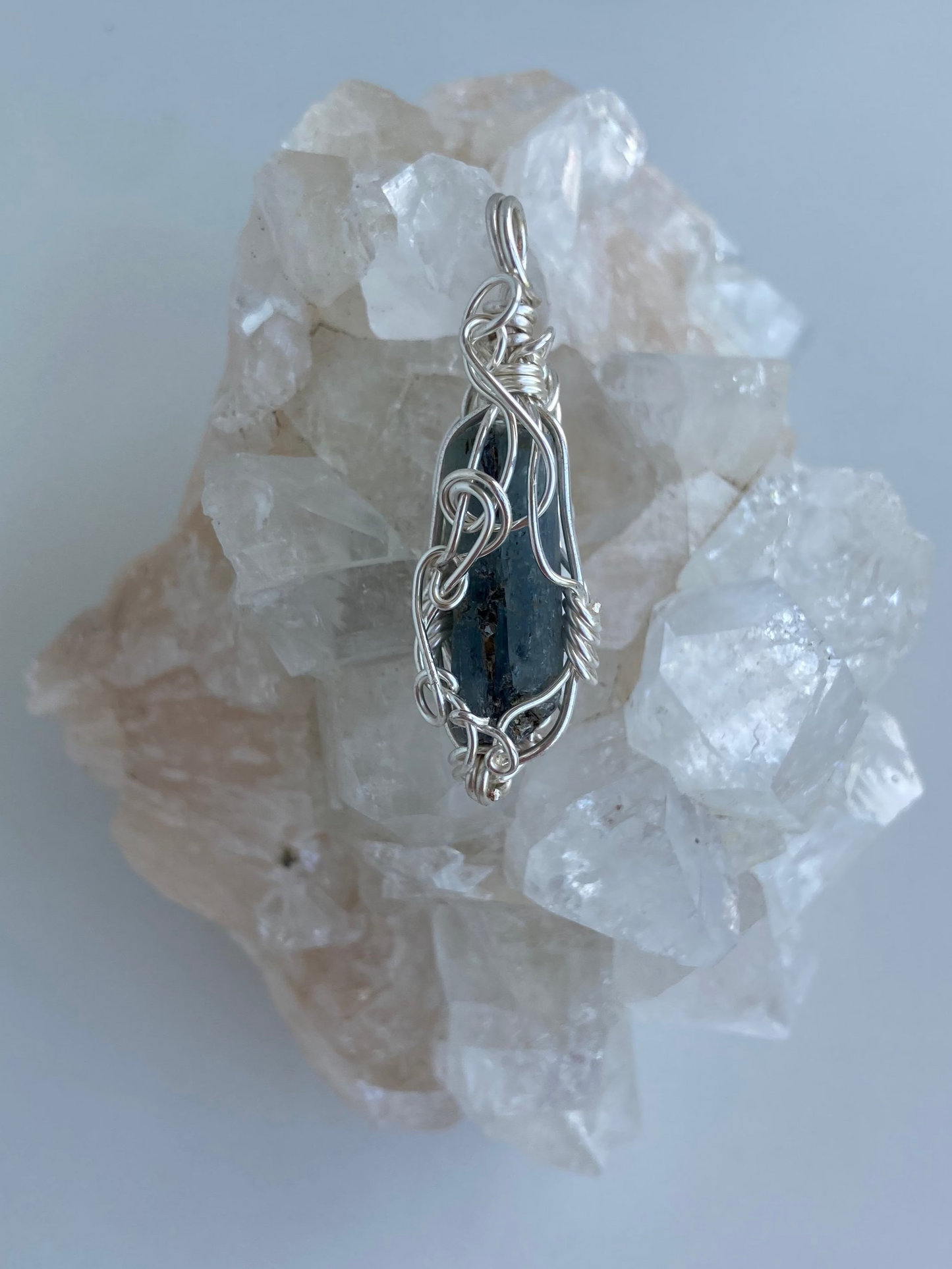 Kyanite (Blue) Pendant – Life Path, Lucid Dreaming & Higher Communication