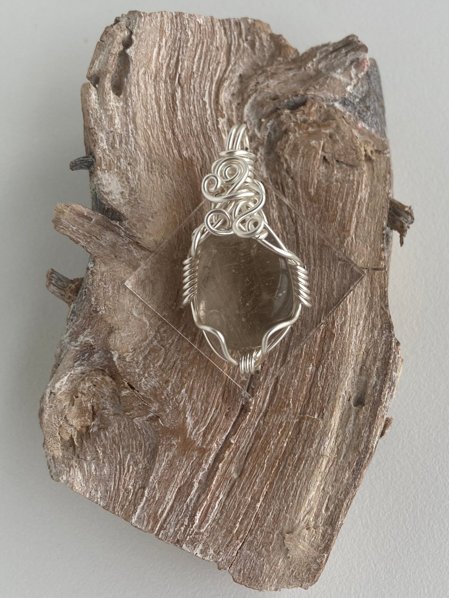 Smokey Quartz Pendant – Purification, Protection & Manifestation