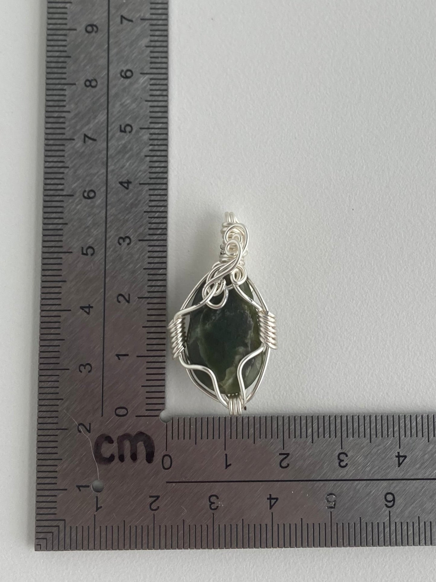 Jade Pendant – Prosperity, Strength & Healing