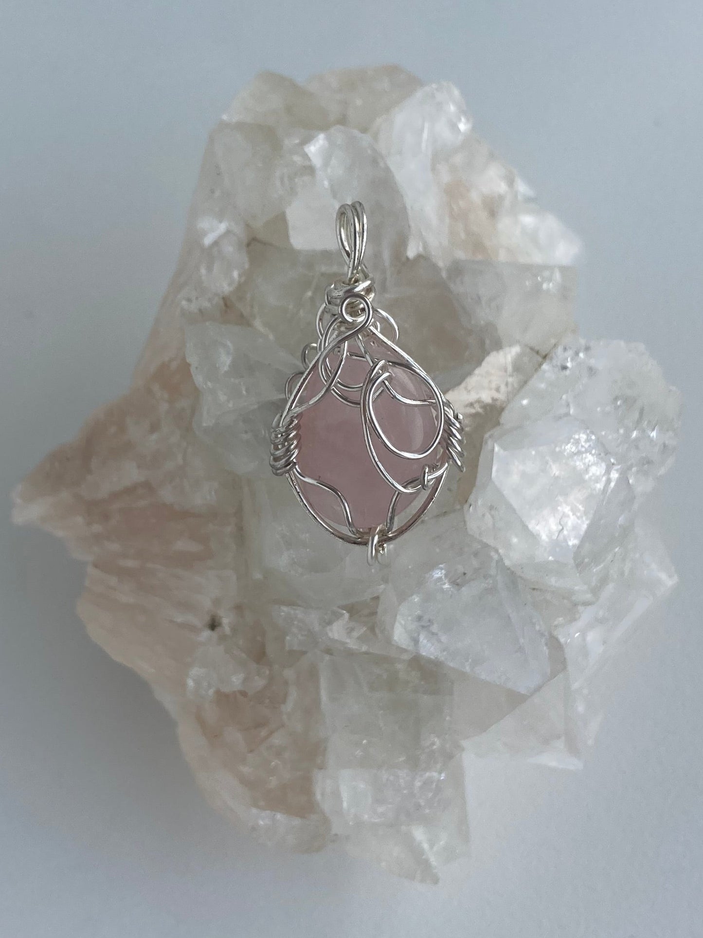 Rose Quartz Pendant – Unconditional Love, Compassion & Chakra Harmony