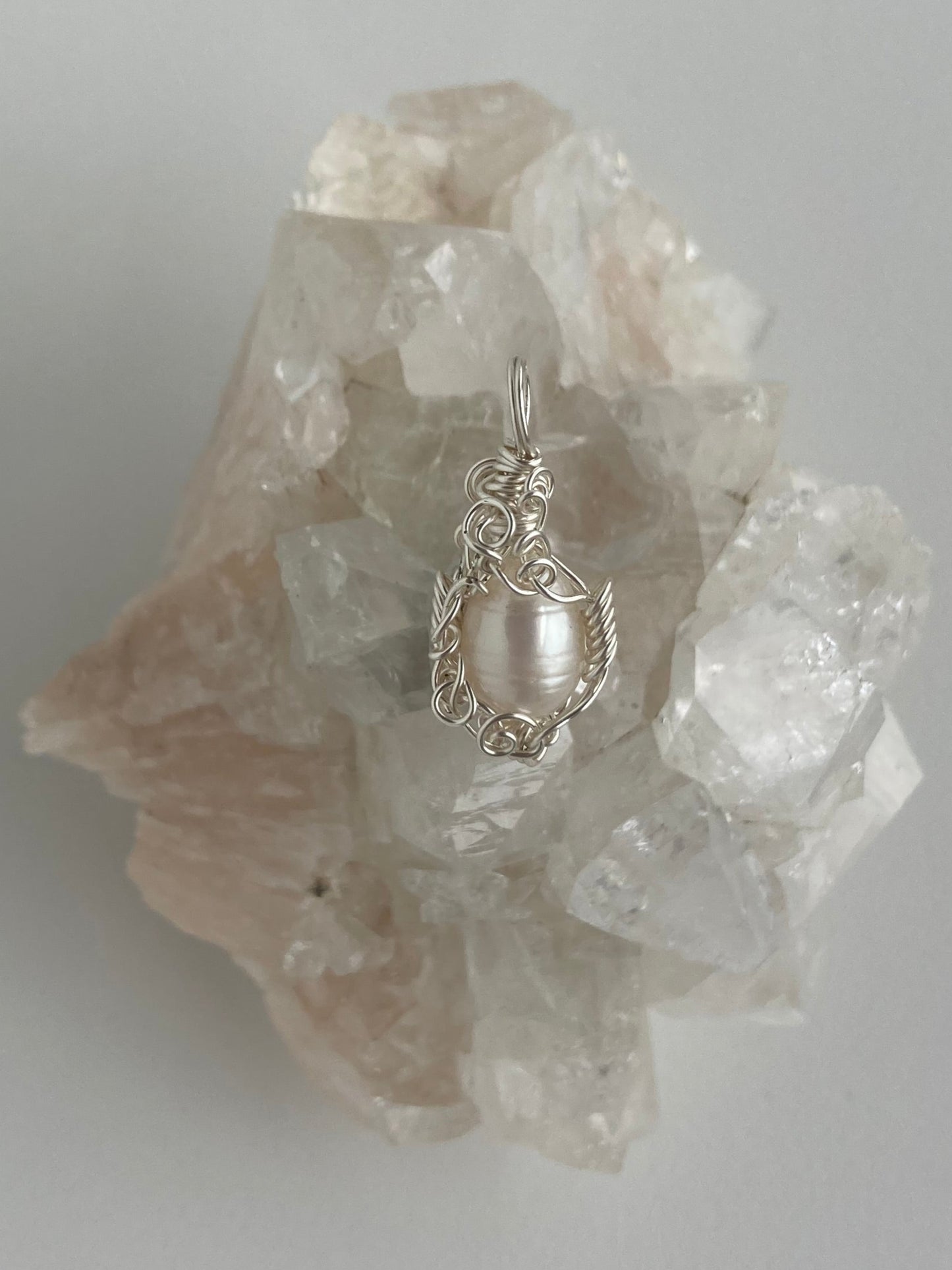 Pearl Pendant – Lunar Cycles, Self Love & Emotional Healing