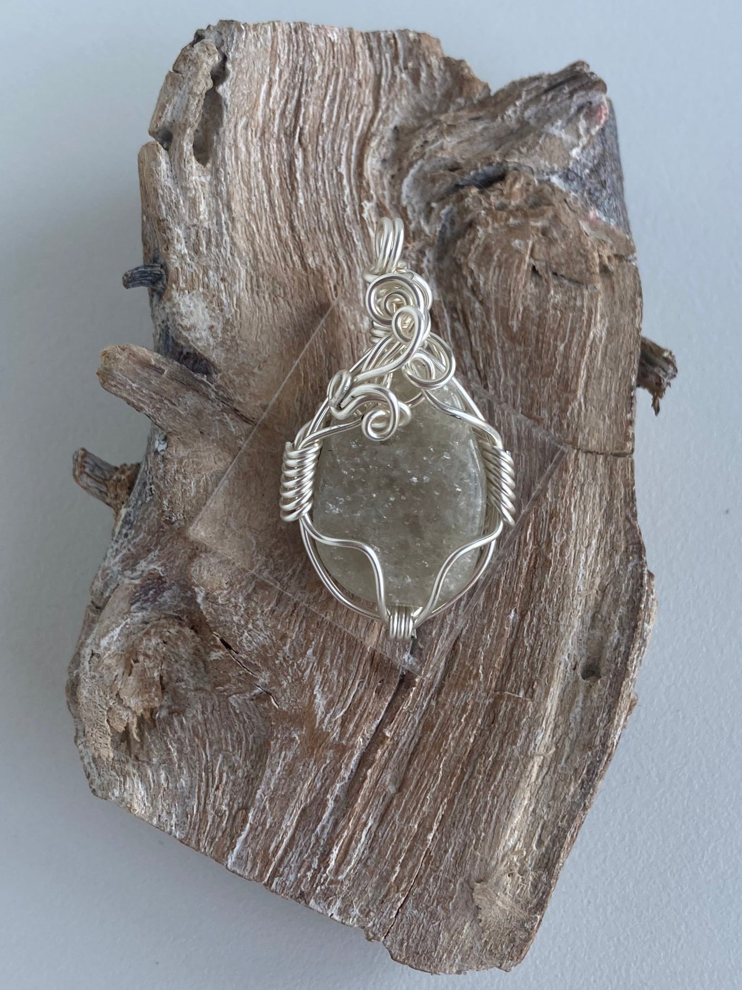 Aventurine Pendant White – Luck, Self-Mastery & Claircognizance