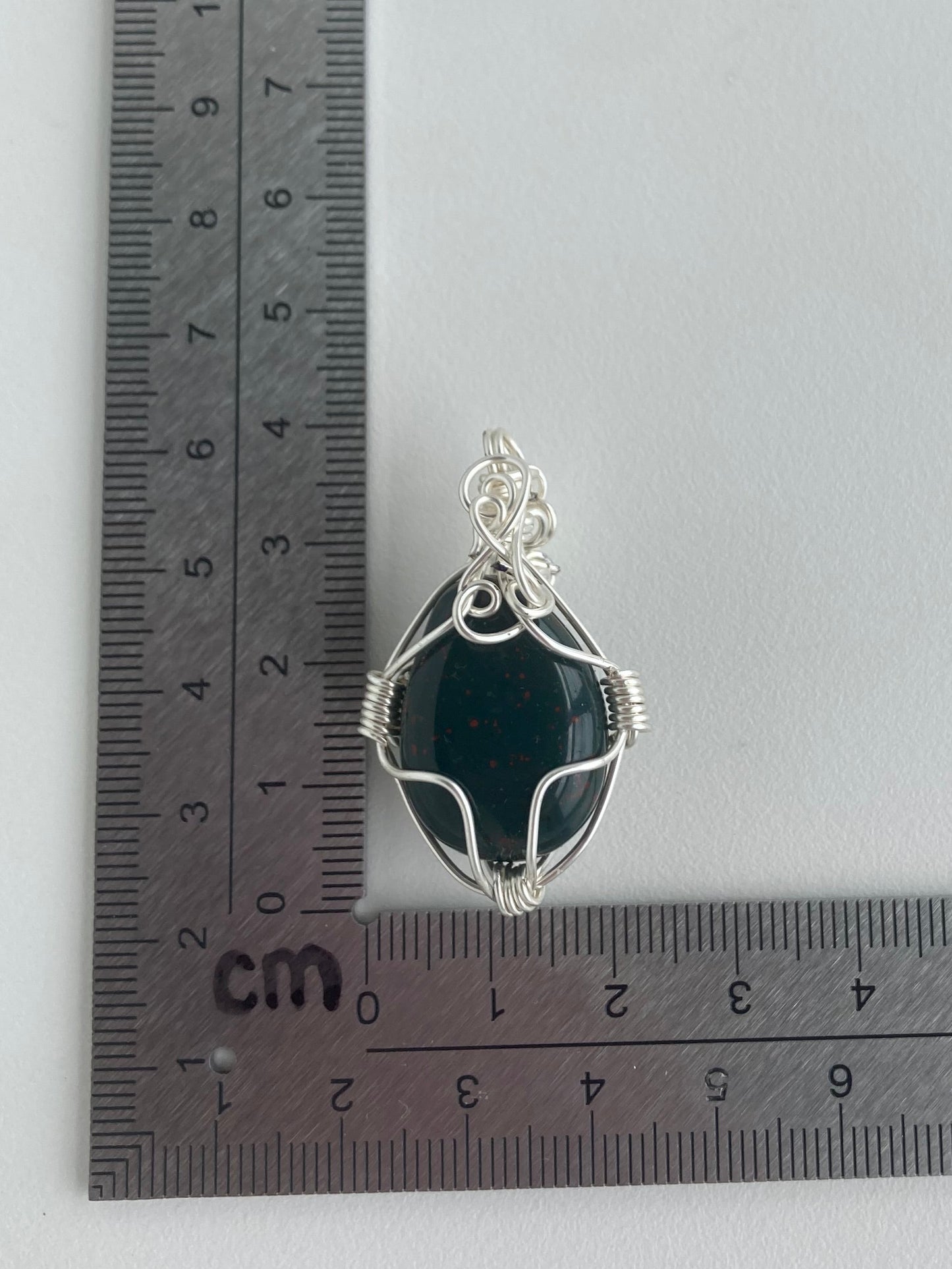 Bloodstone Pendant – Protection, Courage, Decisiveness & Grounding