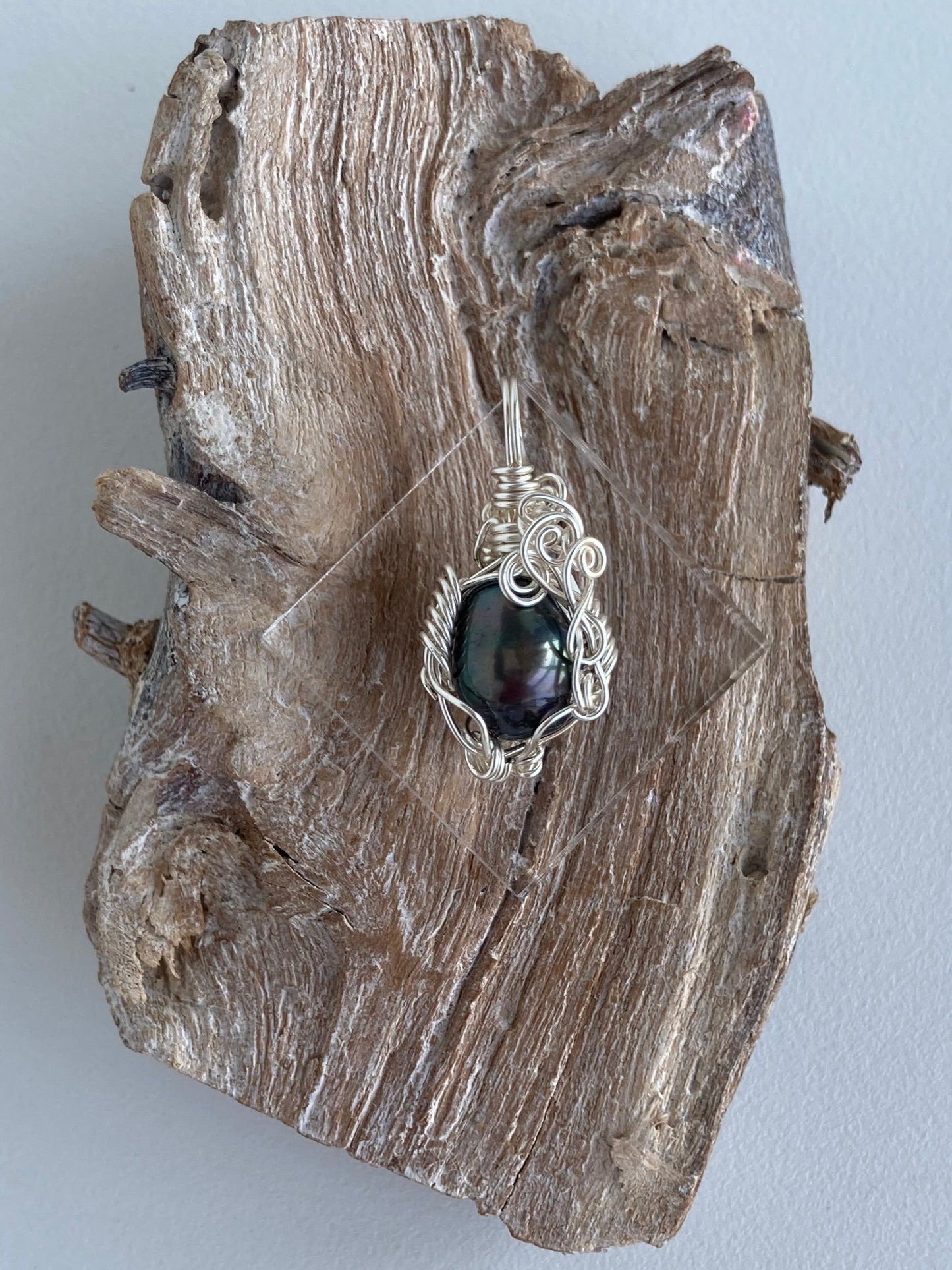 Pearl Pendant – Lunar Cycles, Self Love & Emotional Healing