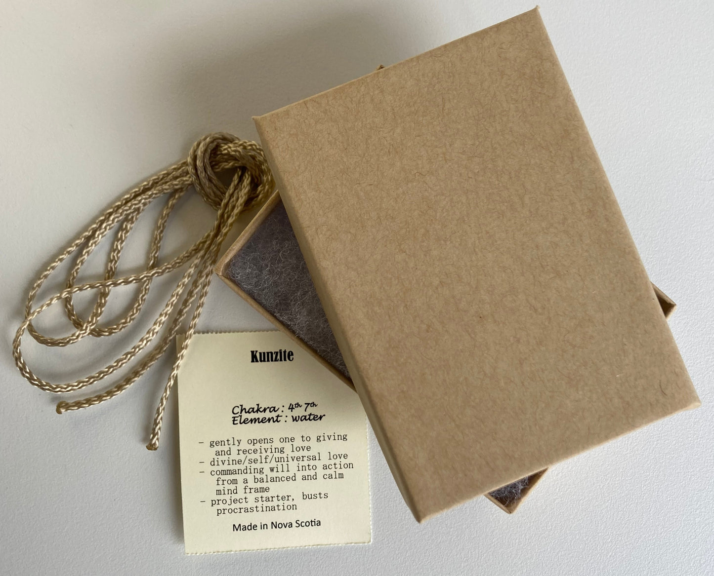Kunzite Pendant – Divine Love, Calm Mind & Project Starter
