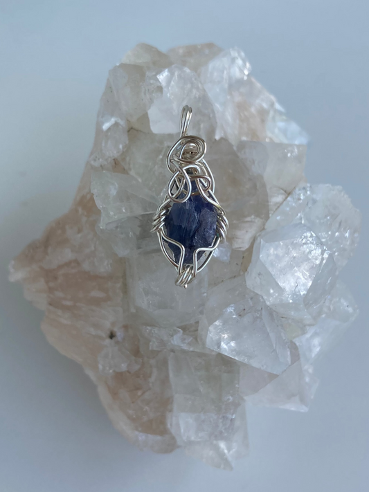 Tanzanite Pendant – Divine Purpose, Enlightened Thinking & Heart-Mind Harmony