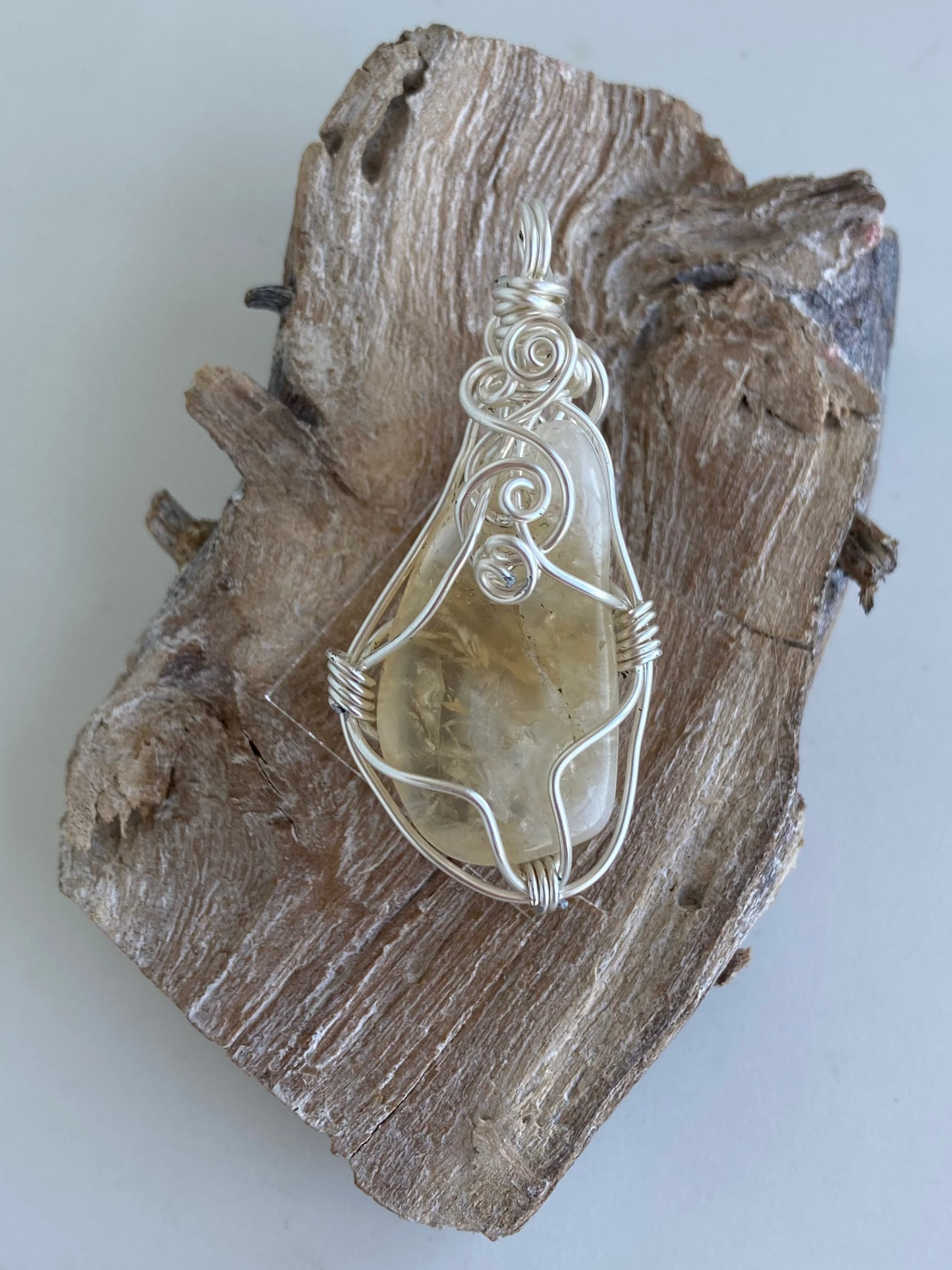Citrine Pendant – Courage, Creativity & Manifestation