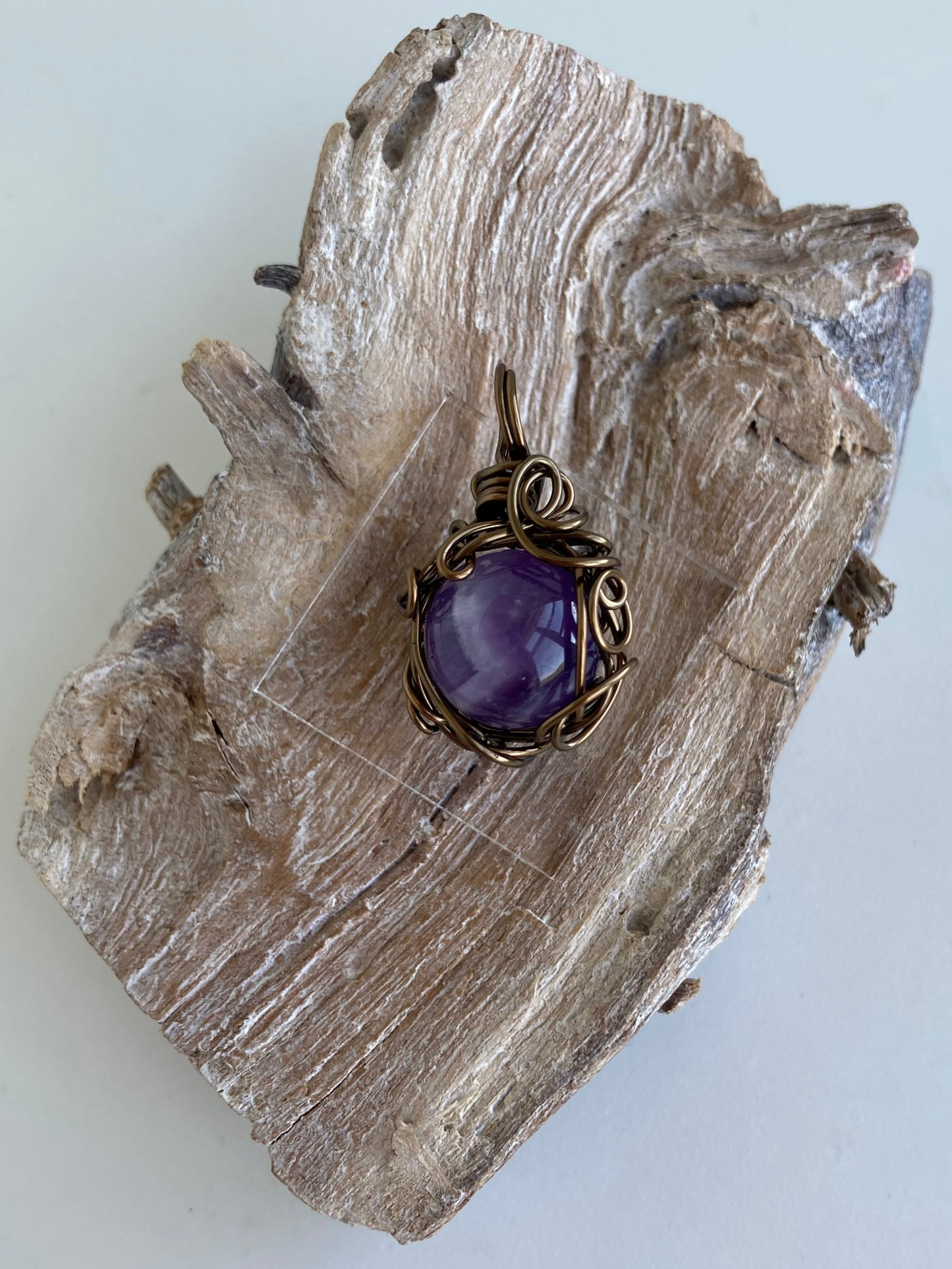 Amethyst Pendant – Calm, Intuition & Spiritual Expansion