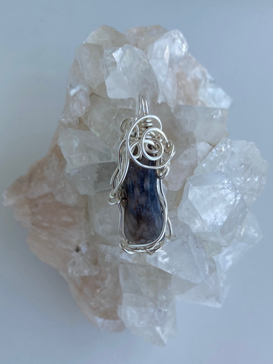 Banded Agate Pendant – Balance, Compassion & Grounding