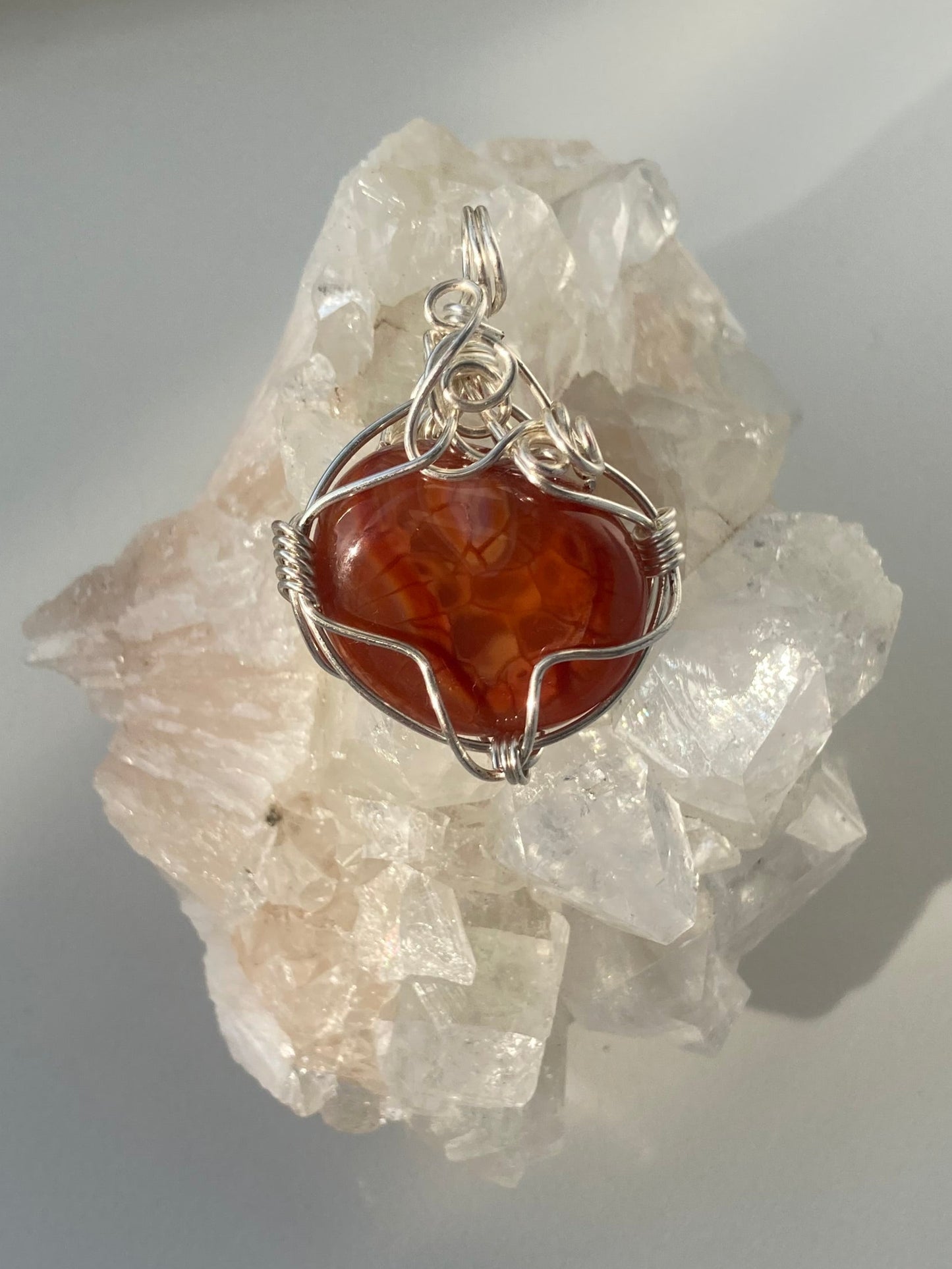 Carnelian Pendant – Chakra Activation, Courage & Procrastination Buster
