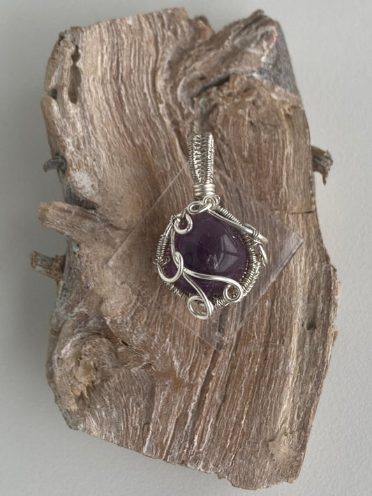 Amethyst Pendant – Calm, Intuition & Spiritual Expansion